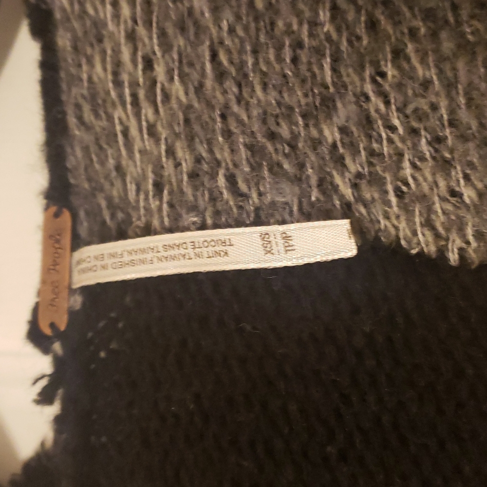 Free People Solstice Spirit Poncho - Picture 6 of 10